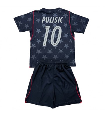 Förenta stater Christian Pulisic #10 Replika Bortatröja Barn VM 2026 Kortärmad (+ Korta byxor)